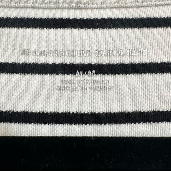 4 Piece Women’s Clothing Bundle | D&Co, Vince Camuto, Suzanne Betro, Casual Chic - Picture 7 of 12